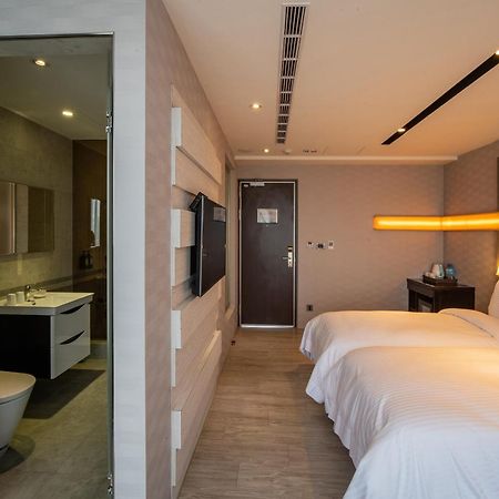 Fengjia Hotel Bell Taichung Exterior foto